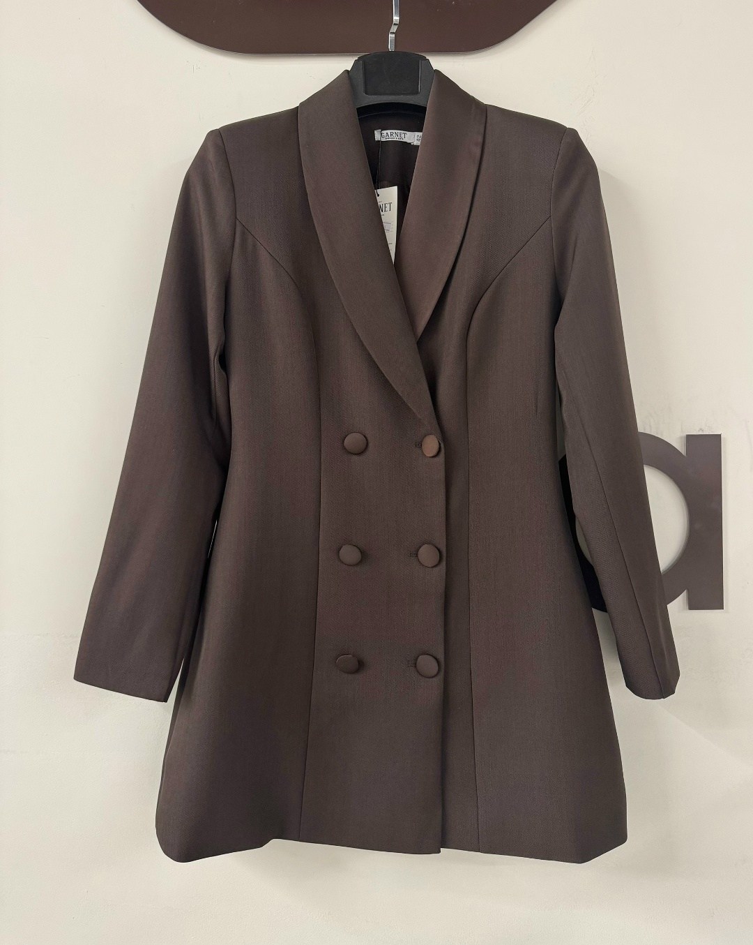 платье пиджак,черное платье пиджак,платье-жакет приталенного кроя,женское платье пиджак,lichi черное платье