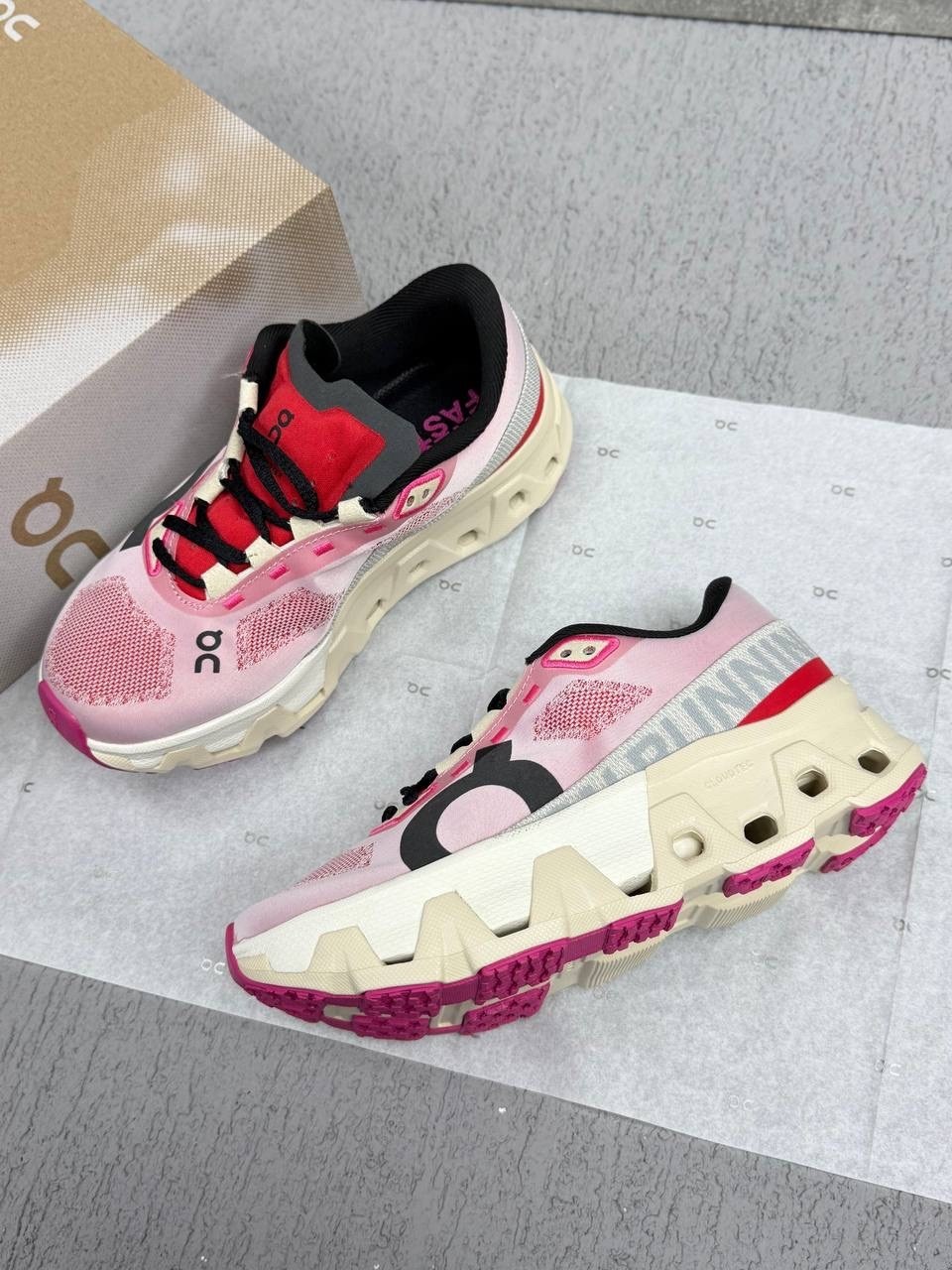 кроссовки on cloudmonster,кроссовки,кроссовки on,женские кроссовки,кроссовка