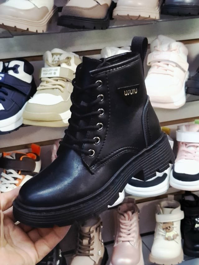 ботинки,,ботинки женские,ботинки берцы broadway размер 36 черный,зимние ботинки