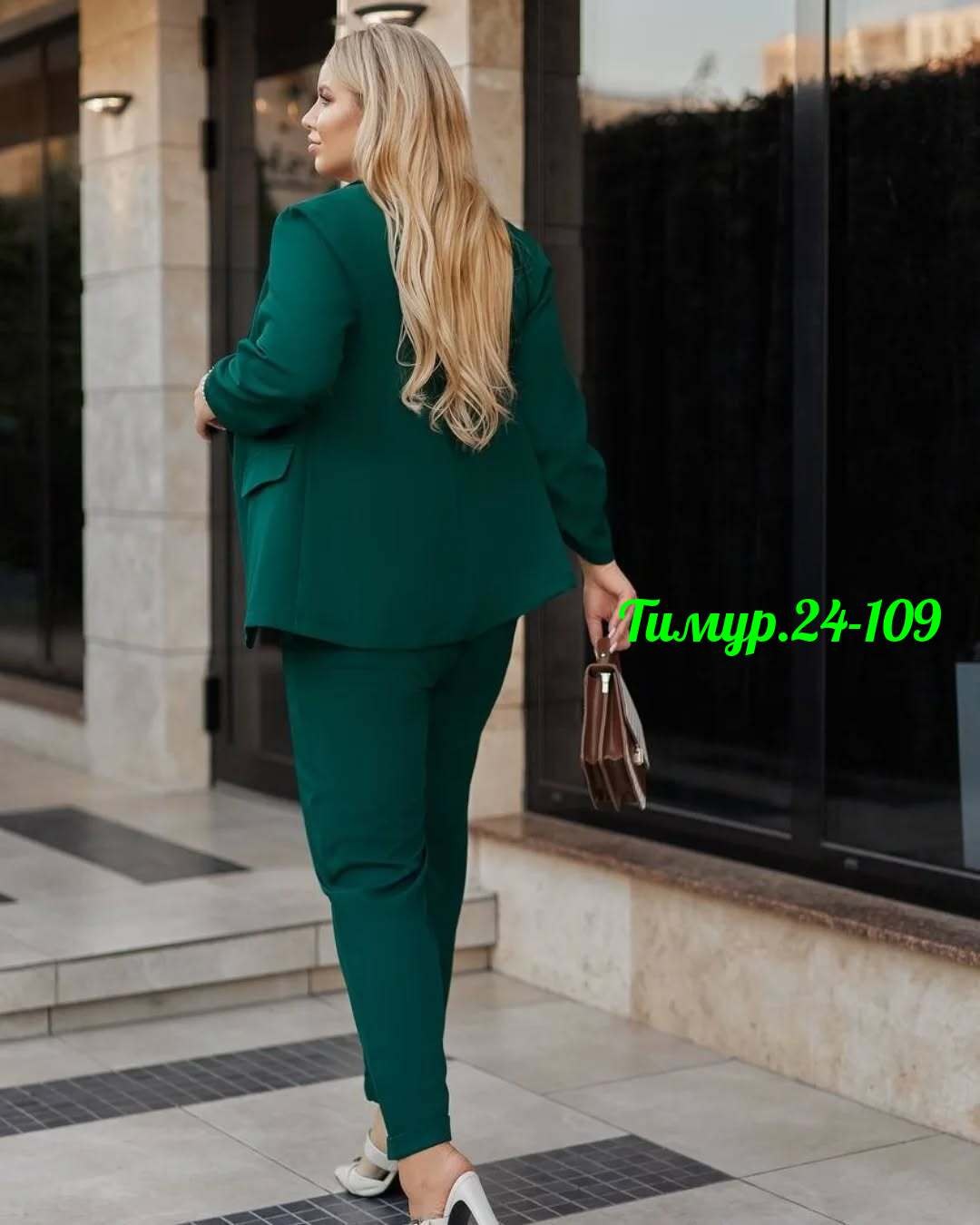 брючный костюм женский большие размеры,костюм брючный женский деловой,брючный костюм женский для полных,деловой брючный костюм больших размеров для полных женщин,летний брючный костюм женский больших