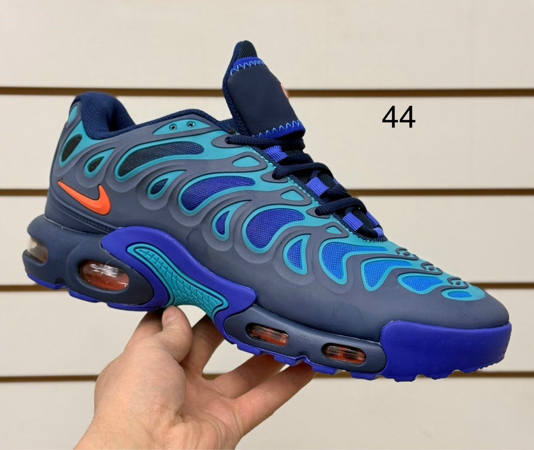 кроссовки nike air max plus,nike air max plus tn,nike air max plus drift midnight navy,кроссовки,кроссовки nike air max plus tn