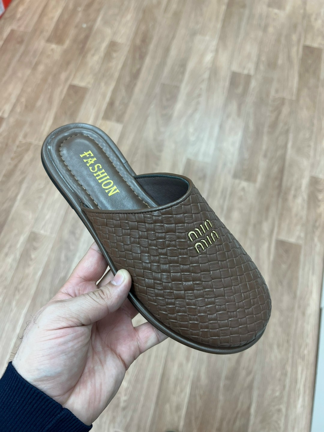 ,мужские кожаные тапочки,мужские тапочки,мужские тапочки домашние,кожаные тапочки