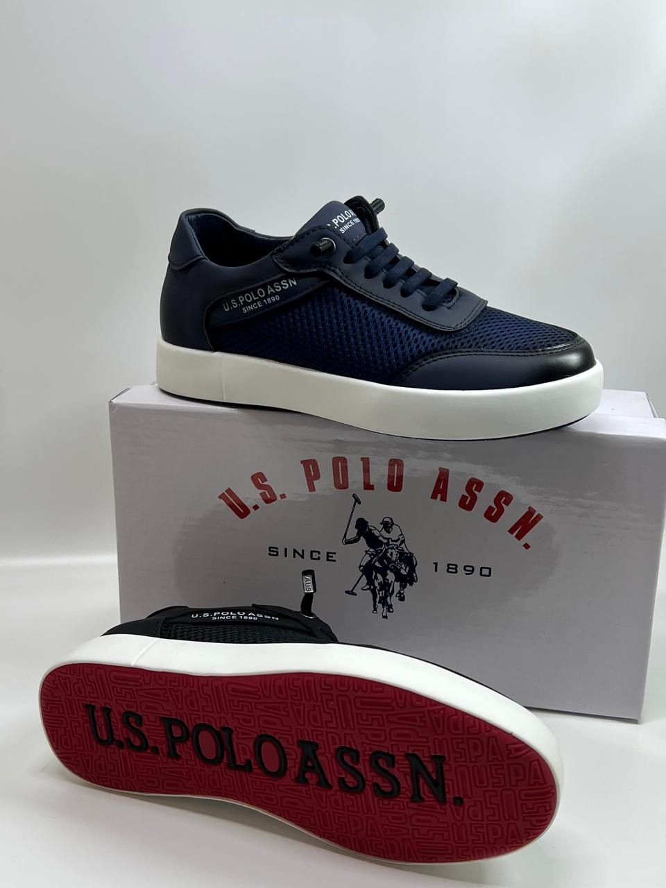 кеды луи виттон мужские оригинал,louis vuitton кроссовки,луи виттон кроссовки мужские оригинал,кеды мужские кожаные louis vuitton,кроссовки beverly hills sneakers black monogram with caramel top louis