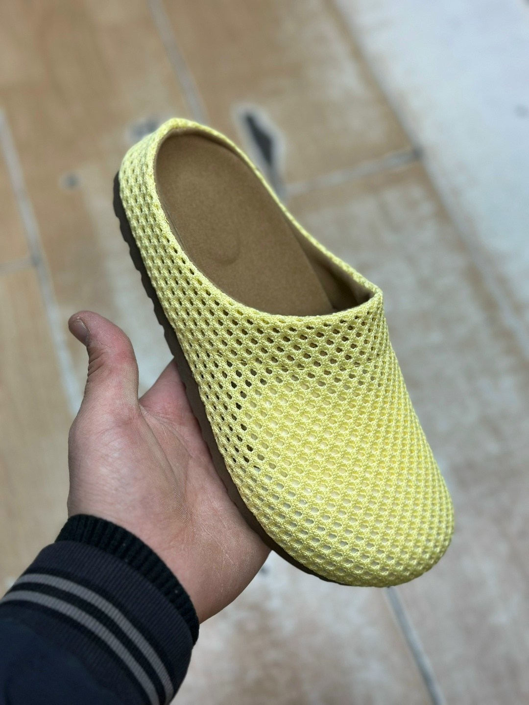 ,мужские тапочки,мужские шлепанцы,летние тапочки,тапочки модные