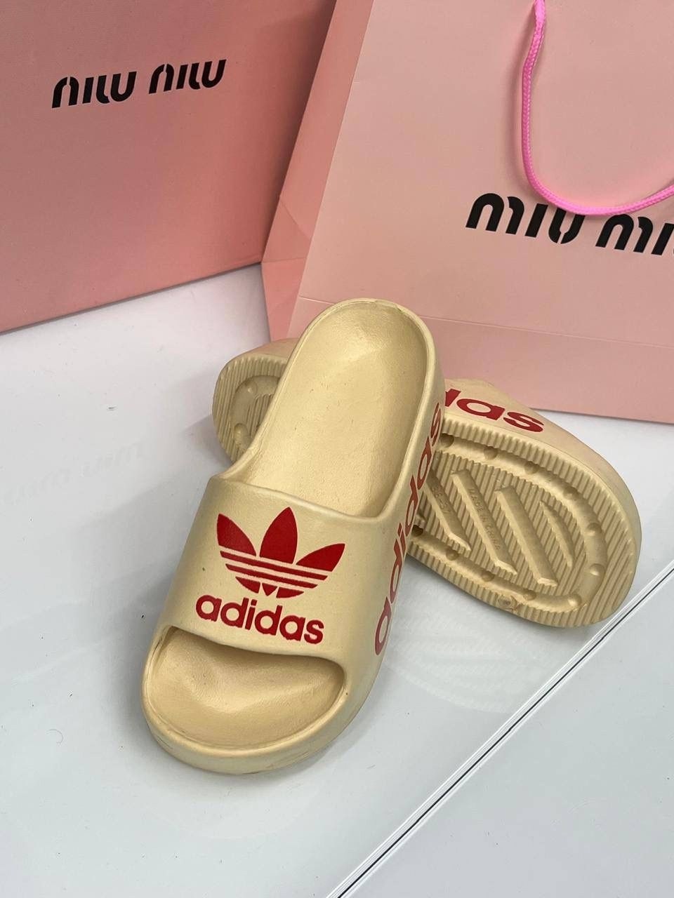 ,пляжная ,тапки модные,модные тапочки,детские сандалии