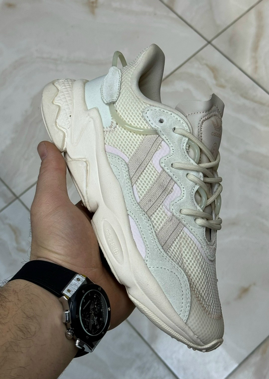 кроссовки adidas ozweego женские,кроссовки adidas ozweego,кроссовки adidas originals ozweego,женские кроссовки adidas originals ozweego,adidas originals ozweego