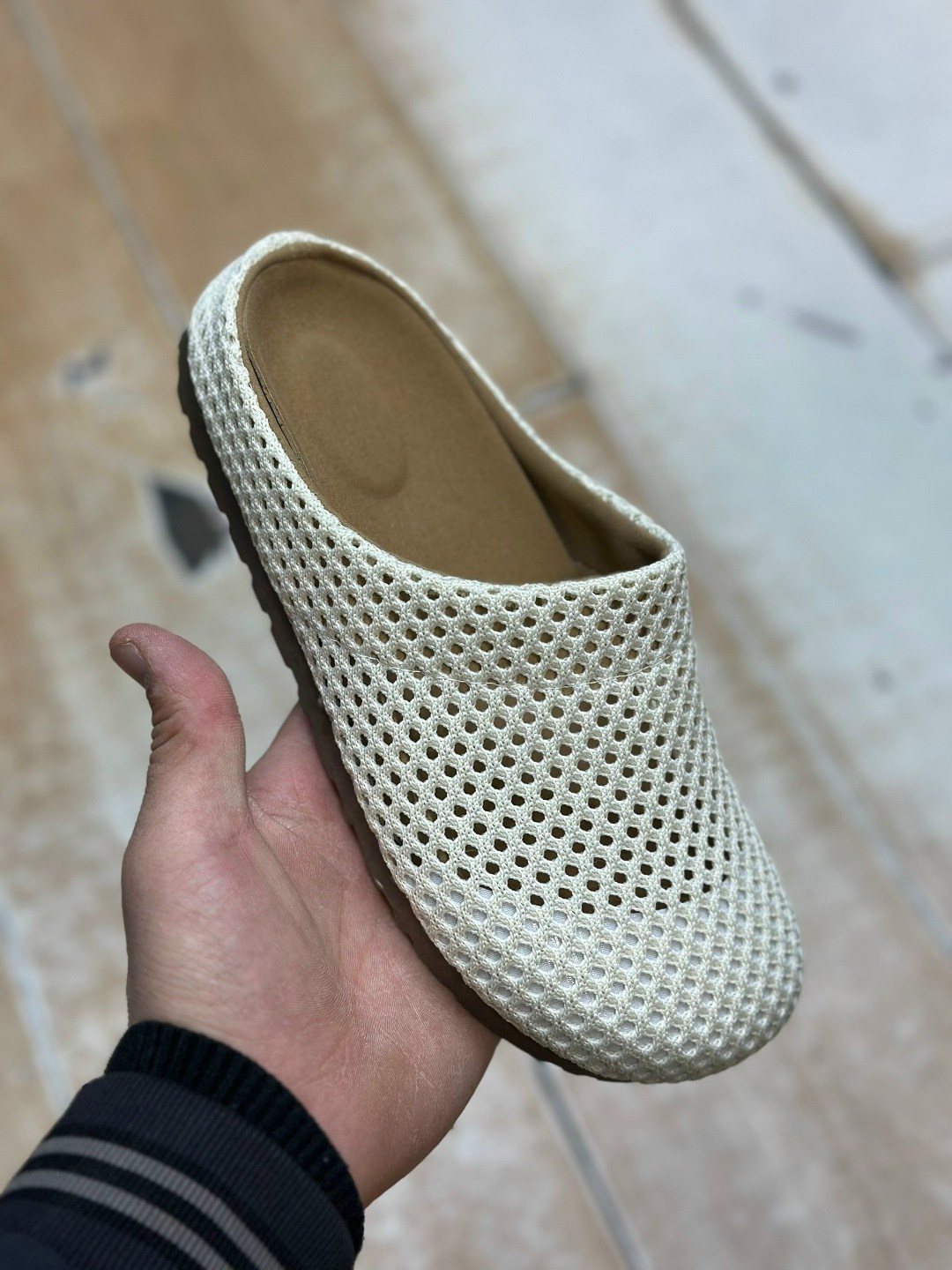 ,мужские тапочки,мужские шлепанцы,летние тапочки,тапочки модные