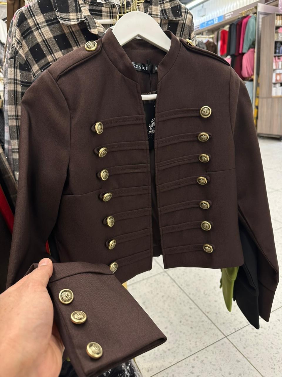 жакет в гусарском стиле,гусарский жакет,жакет balmain гусарский,гусарский пиджак,женский пиджак в гусарском стиле