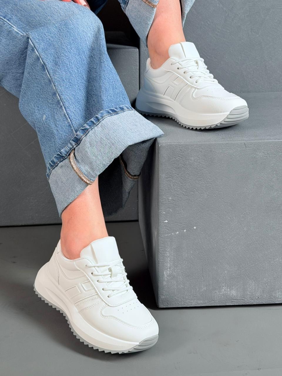 кроссовки женские,кроссовка,кроссовки,модные кроссовки,