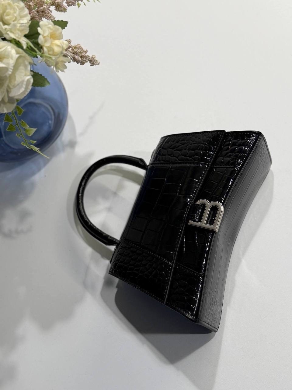 balenciaga сумка,сумка женская balenciaga,модная сумка,сумка на плечо balenciaga,balenciaga balenciaga