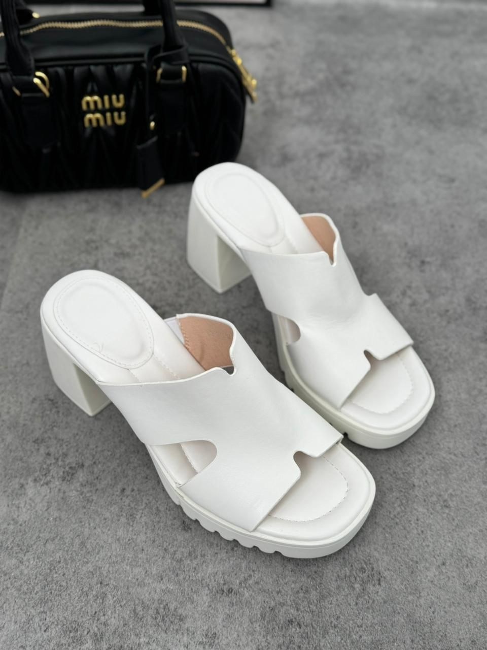 ,босоножки хермес,женские босоножки,сандалии модные,женская