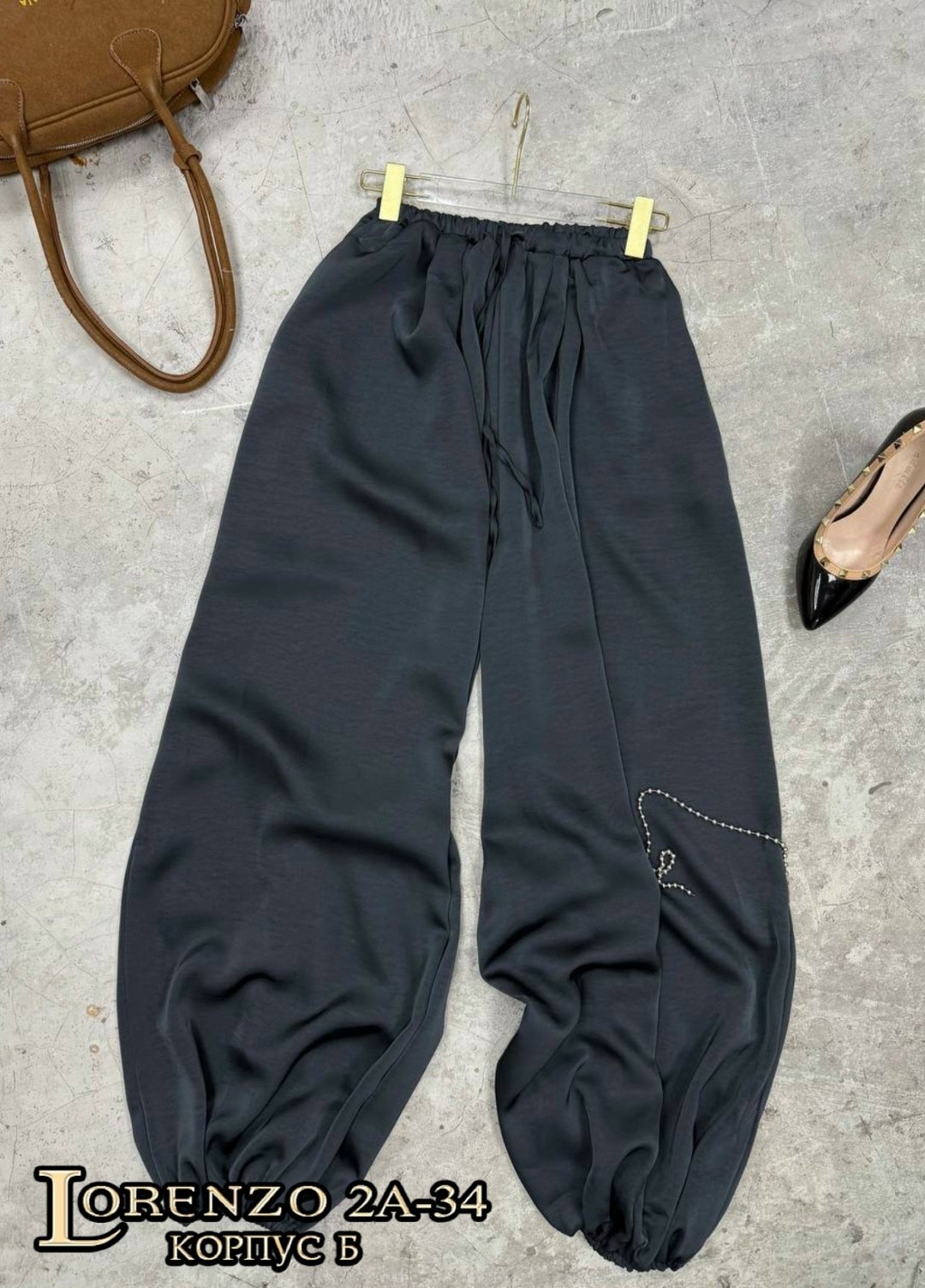 спортивные брюки,штаны модные,штаны брюки,штаны,спортивные штаны