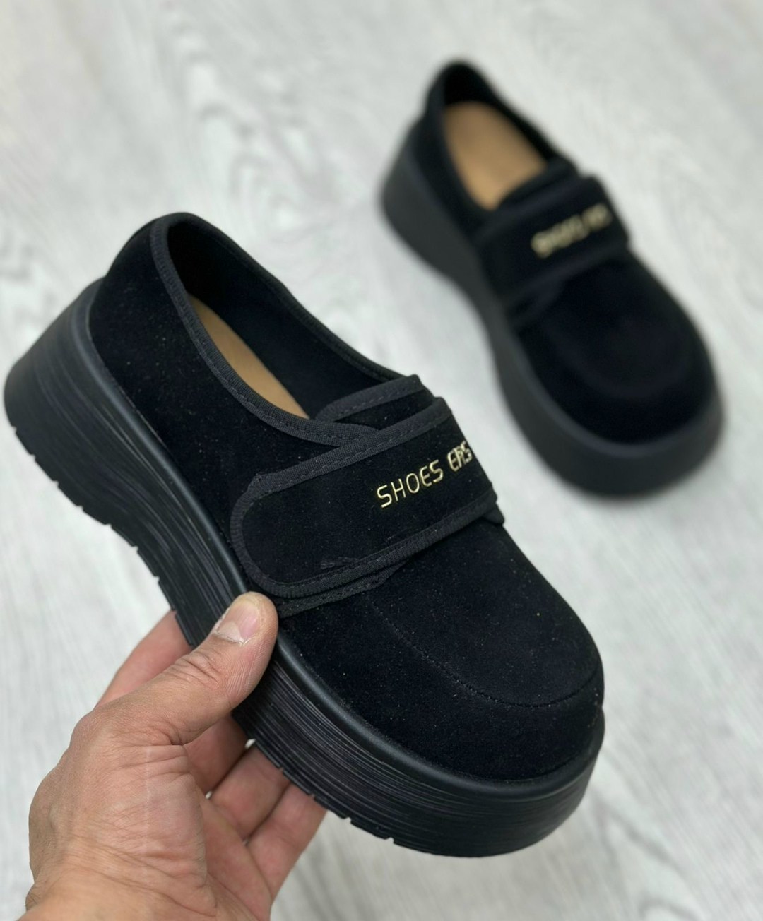 ,женская ,замшевые лоферы miu miu на высокий подошве и фирменной фурнитурой,лоферы замш,лоферы женские