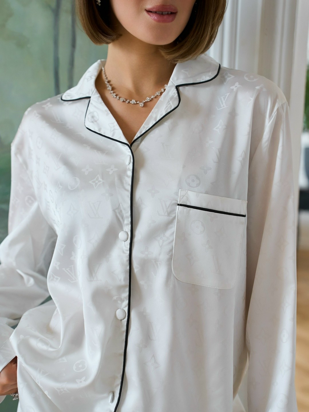 девушка,пижама для женщин,шелковая пижама,женская пижама,женские пижамные комплекты