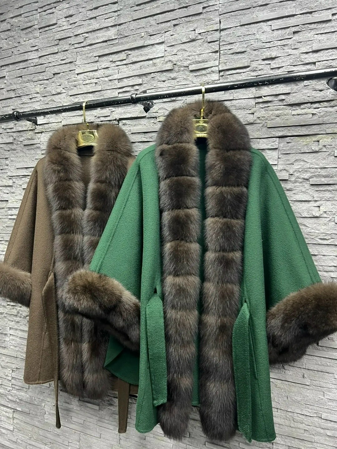 пальто с мехом соболя,меховая накидка,пальто пончо с мехом,пончо с мехом,пончо кашемир с мехом