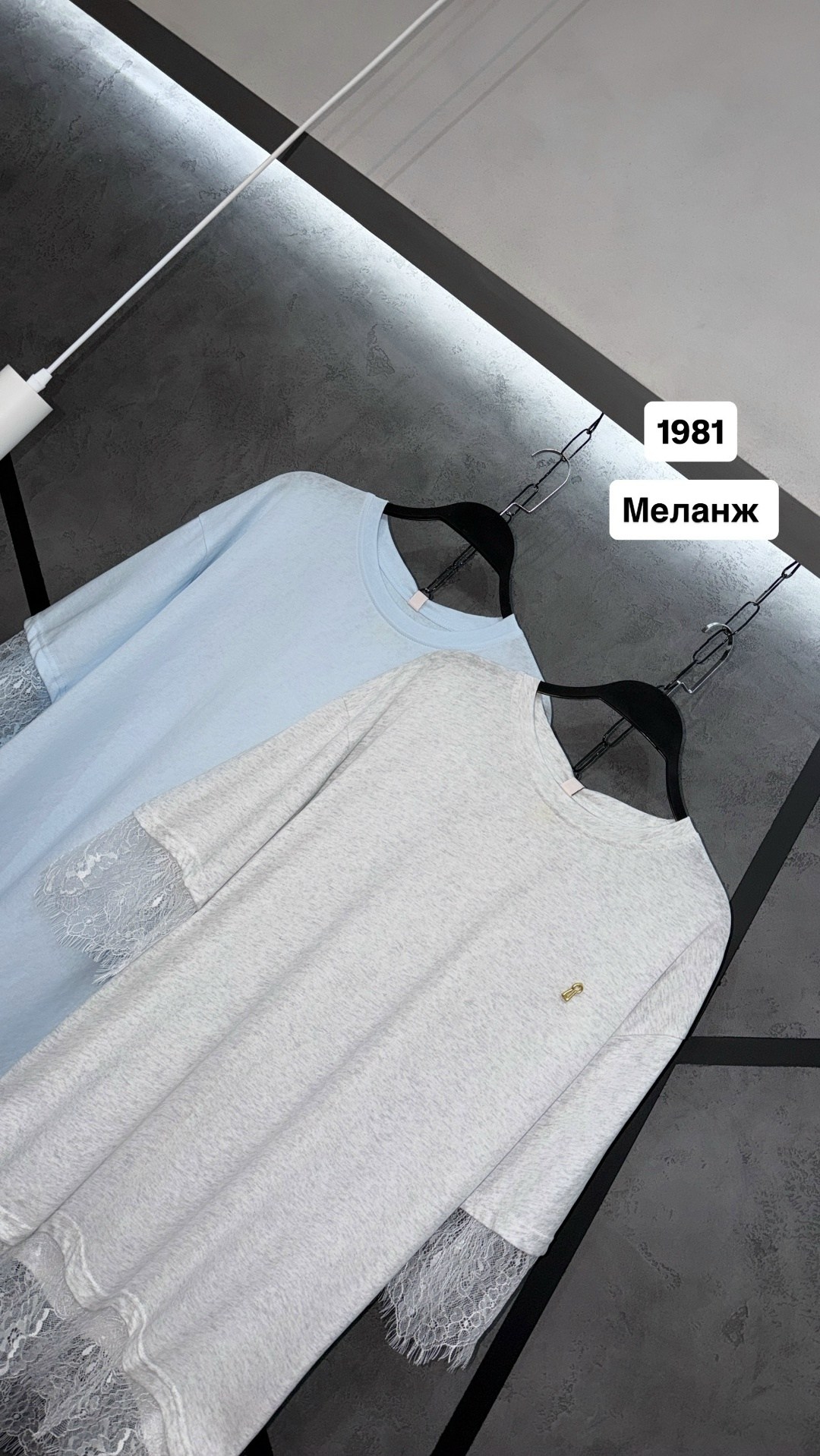 футболка с кружевами,футболки модные,футболки женская,кружевная футболка,футболка с кружевной отделкой