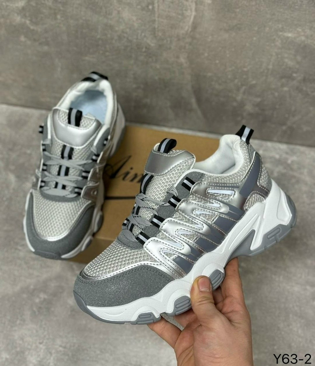 женские кроссовки,модные кроссовки,массивные кроссовки,серые кроссовки,кроссовки