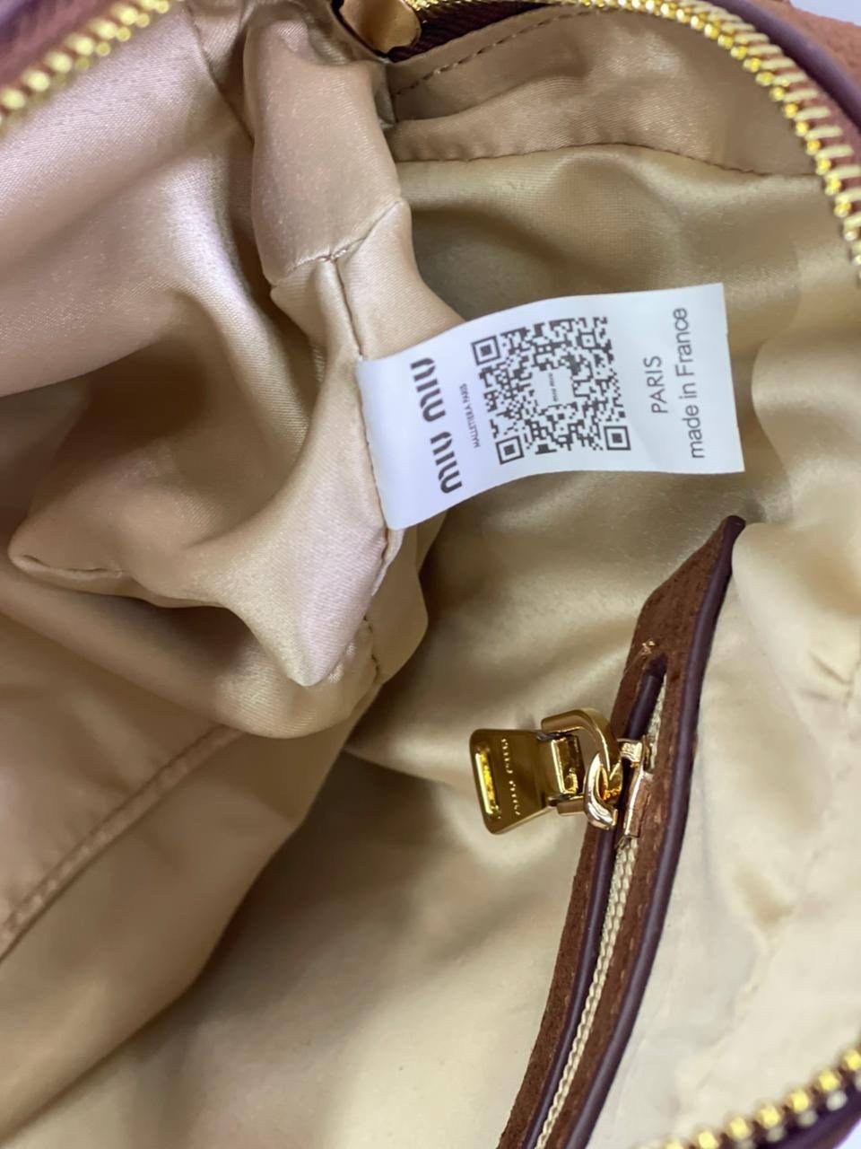 сумка женская miu miu,сумка miu miu,женская замшевая сумка miu miu arcadie коричневая,сумка miu miu натуральная замша,замшевая сумка