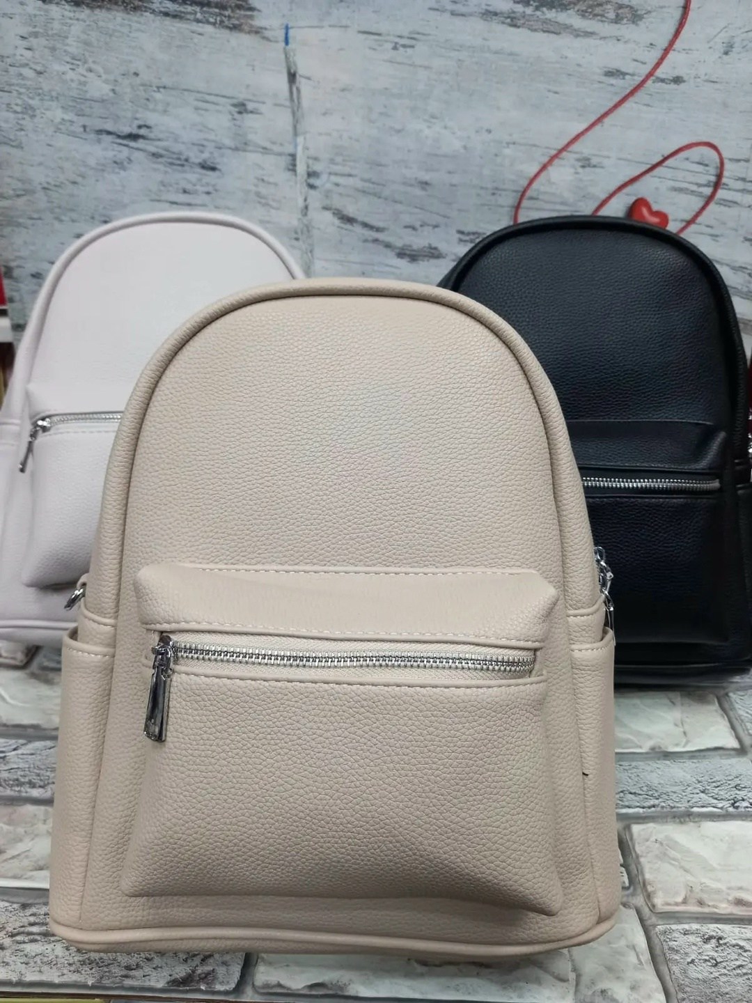 женские рюкзаки,рюкзаки,кожаные рюкзаки,зеленый рюкзак,женский кожаный рюкзак