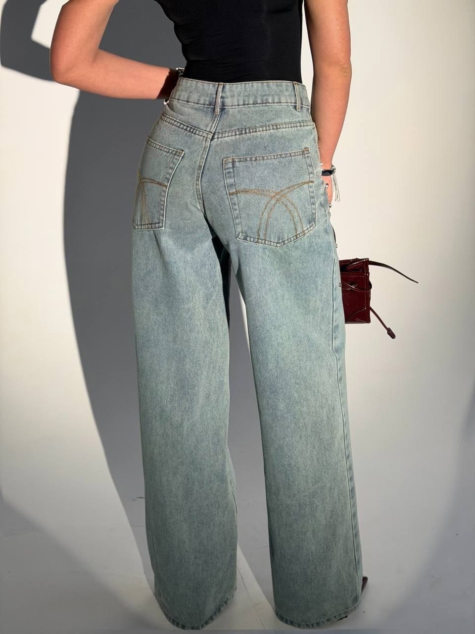 джинсы прямые со стразами голубые le o 222675249,женские джинсы со стразами vgh,джинсы со стразами,джинсы палаццо со стразами,женские джинсы со стразами