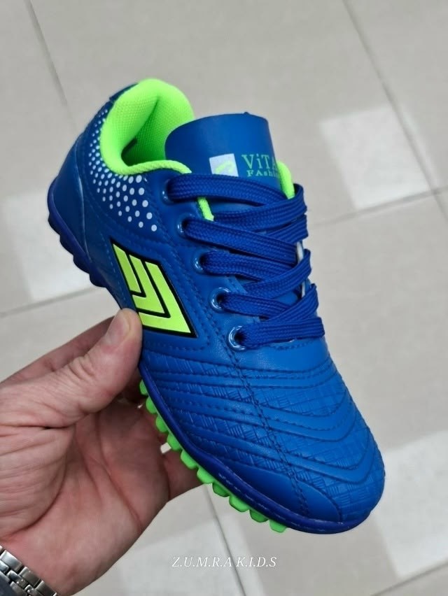 футбольная бутса,сороконожка для футбола,футбольная ,, для футбола