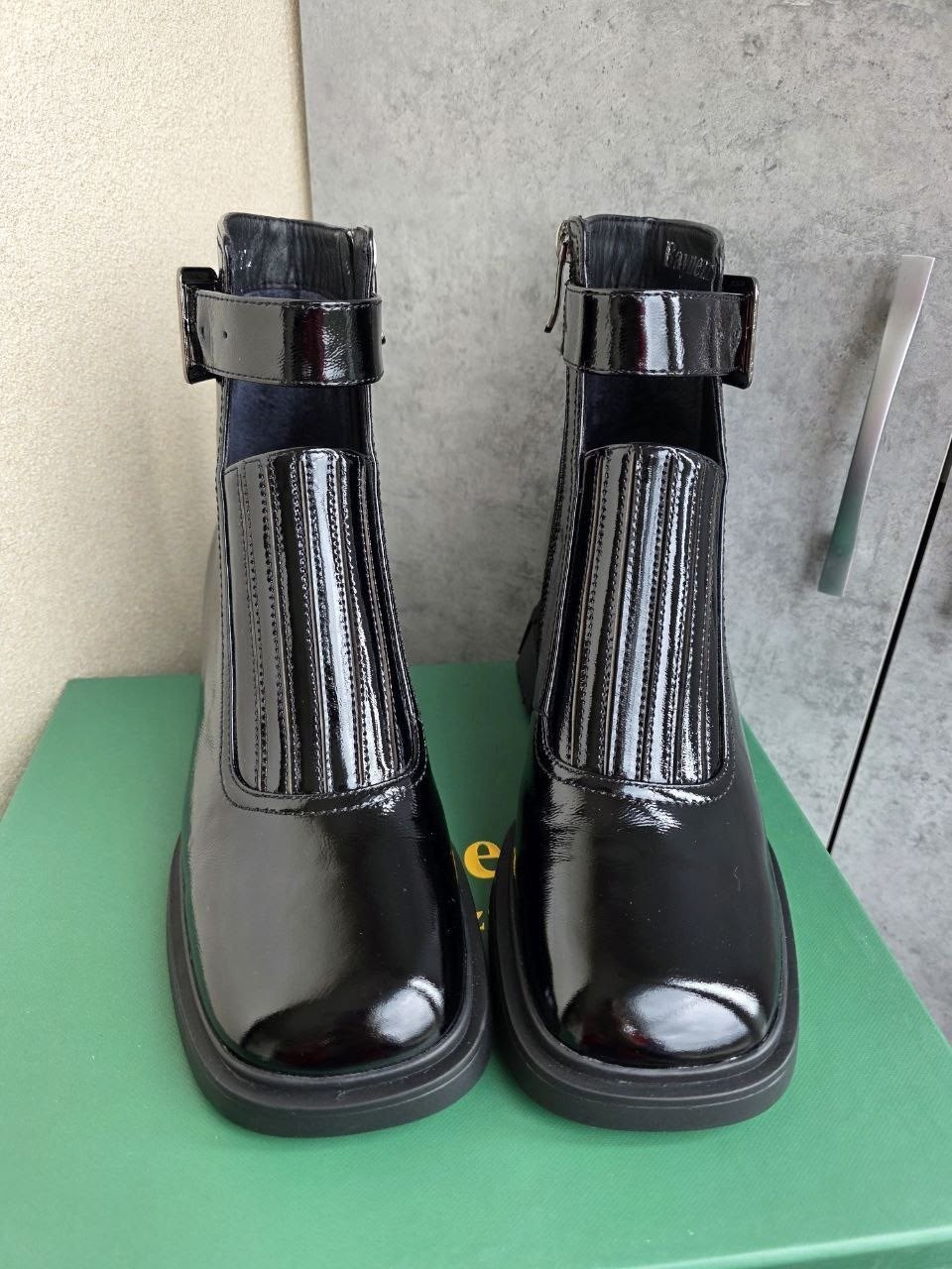 ,ботинки женские, женская,модные ботинки,ботинки женские лаковые