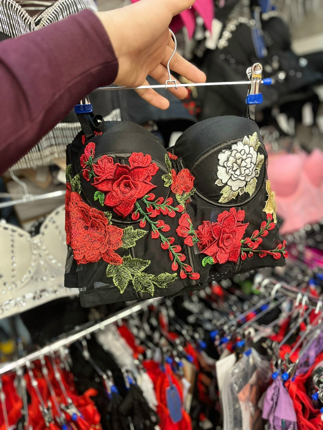 бюстье,нижне бельё женское,бюстье с вышивкой,бюстгальтер бюстье,женские белье