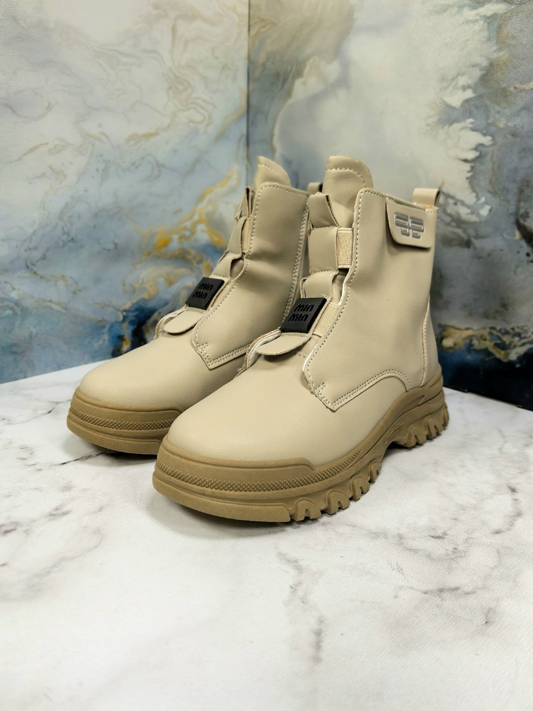 ,женские ботинки,ботинки модные,ботинки для девочек,ботинки