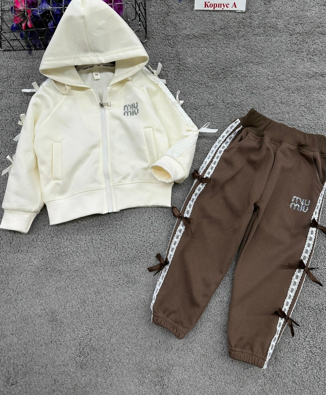 спортивные костюмы для девочек,костюм для девочек,детский костюм,одежда для девочек,детские костюмы