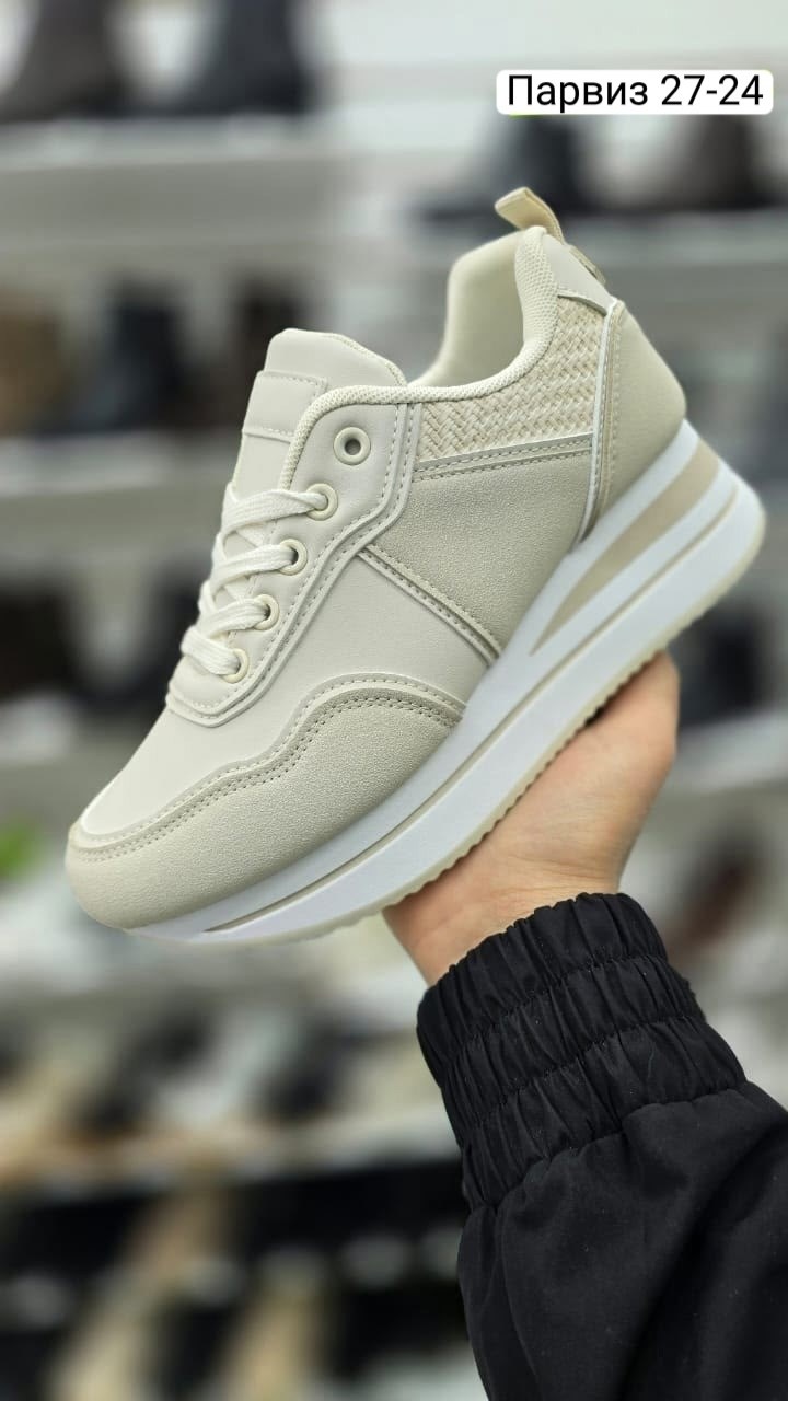 женские кроссовки,,кроссовки для женщин,кроссовки женские ,кроссовки модные