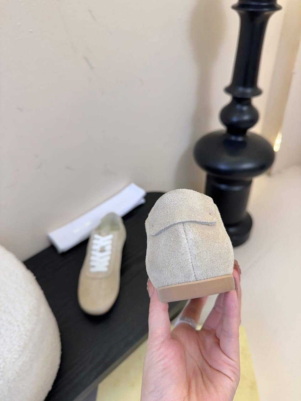 ,кроссовки женскиe,замшевые кроссовки, спортивная,повседневные кроссовки