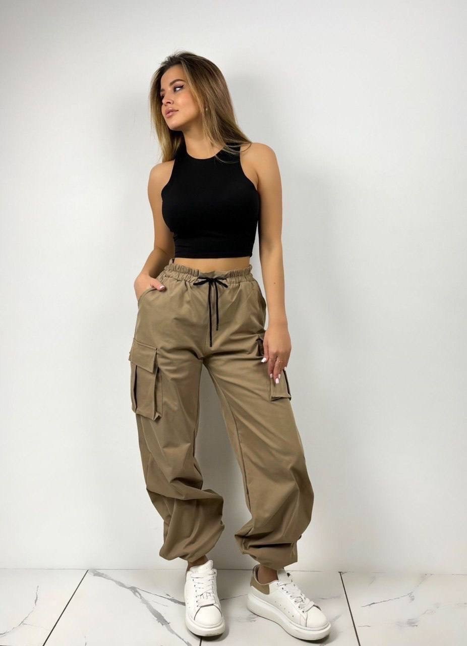 женские брюки карго на резинке,стильные женские брюки на резинке карго,брюки карго на резинке,брюки карго женские,брюках карго