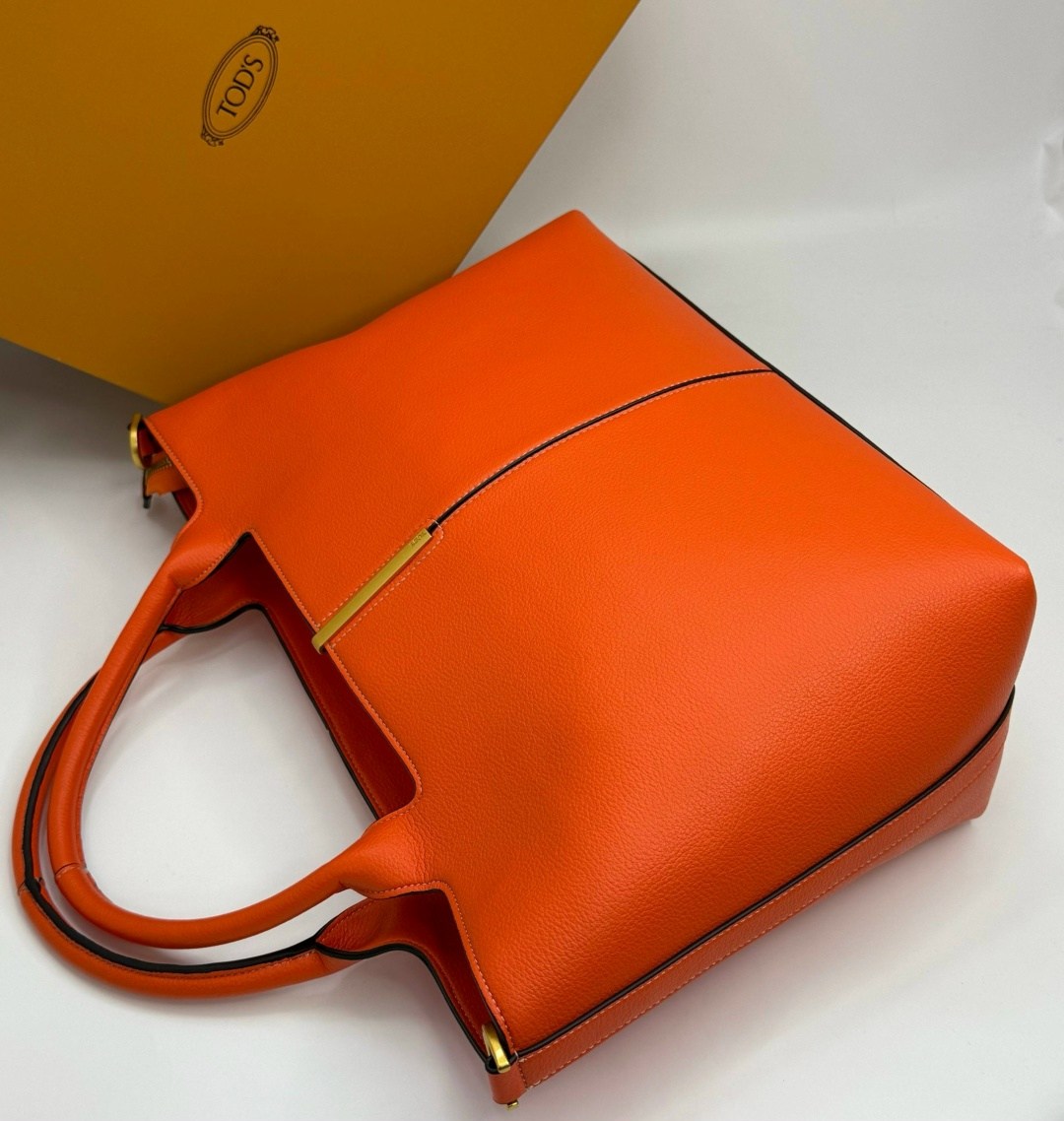 сумка,оранжевая сумка,сумка женские,сумки брендовые оранжевая,классическая сумка
