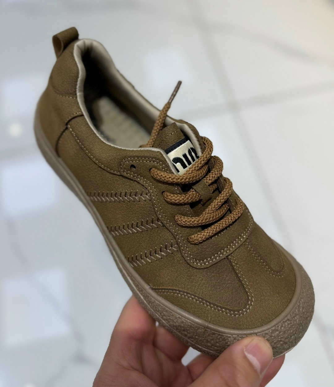 ,кроссовки женскиe,повседневная ,спортивная ,замшевые кроссовки