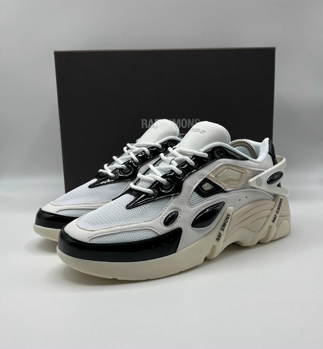 кроссовки raf simons cylon-21 белый,raf simons runner cylon 21 sneakers size 43 white black,кроссовки со вставками raf simons белый,кроссовки raf simons cylon-21 кремовый,raf simons runner кроссовки