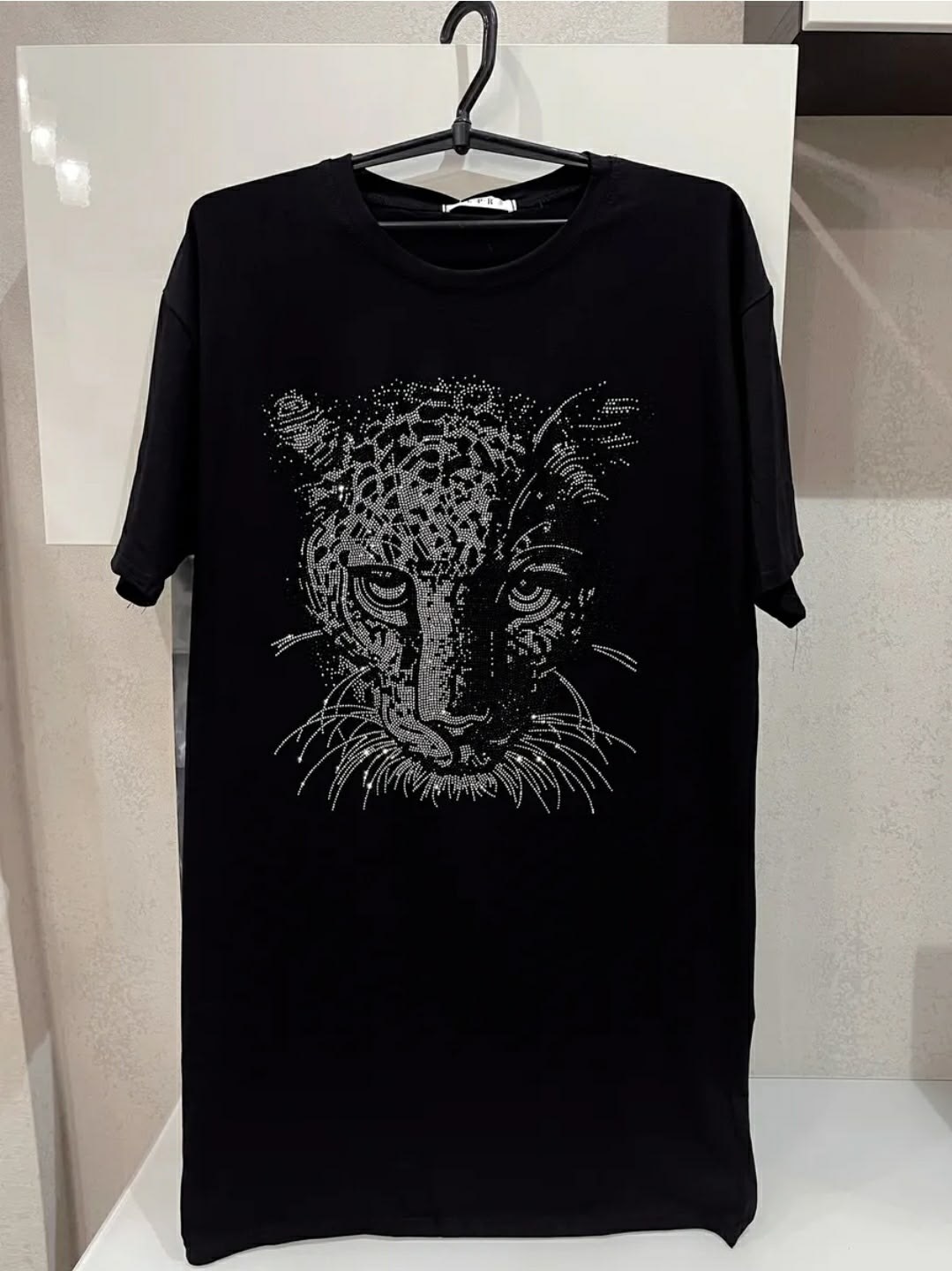 футболка оверсайз со стразами fashion lux,женская футболка,футболка женская оверсайз со стразами,футболки базовая,футболка оверсайз со стразам