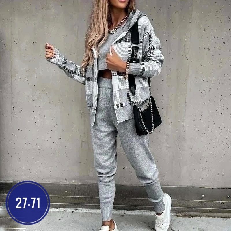 костюм тройка спорт шик,модные костюмы,костюм на флисе,костюм спортивный женский,женские костюмы
