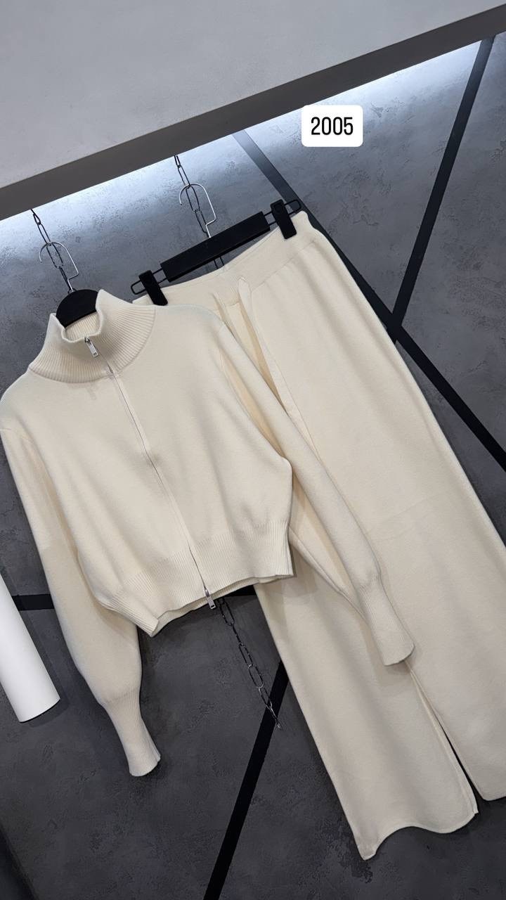 кашемировый костюм,костюм двойка кашемир,костюм трикотажный,кашемировый костюм лоро пиано,трикотажный костюм женский