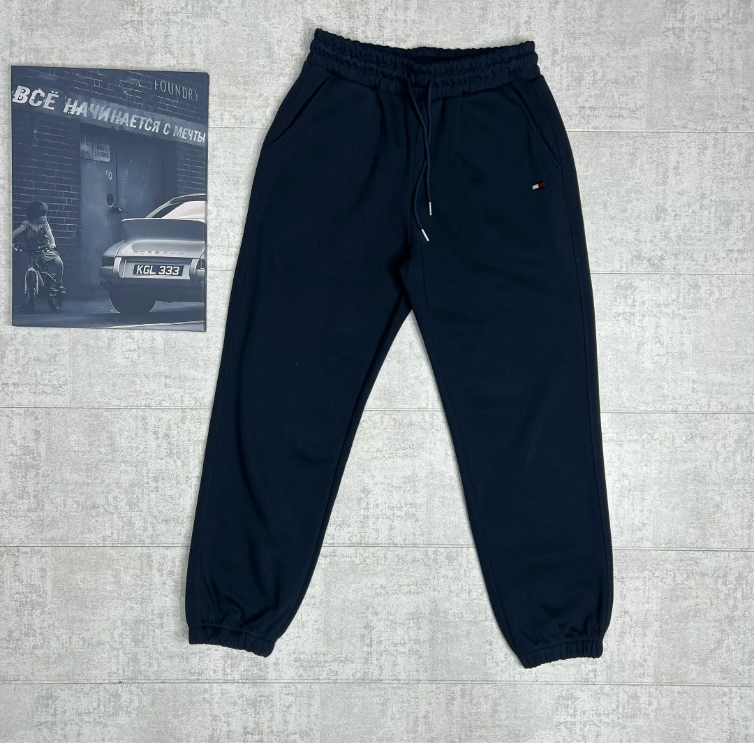 cпортивные брюки tommy hilfiger,спортивные брюки,брюки мужские tommy hilfiger,спортивные штаны,спортивные брюки мужские