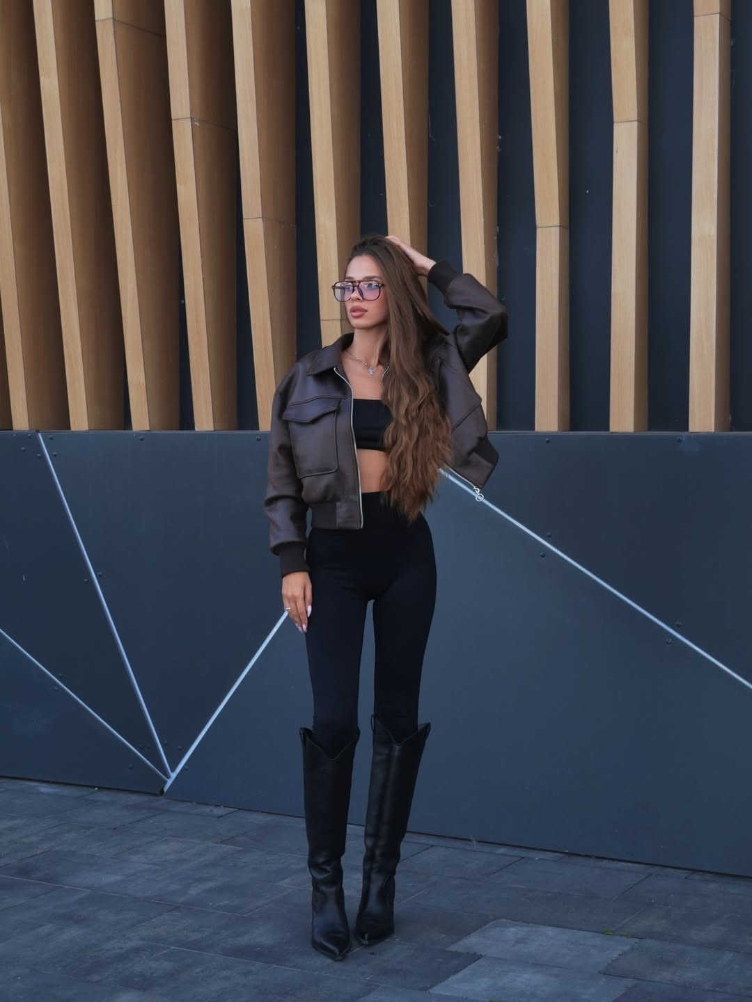 женская кожаная куртка,женская куртка из экокожи,кожаная куртка,куртка из экокожи,кожаная куртка бомбер женская