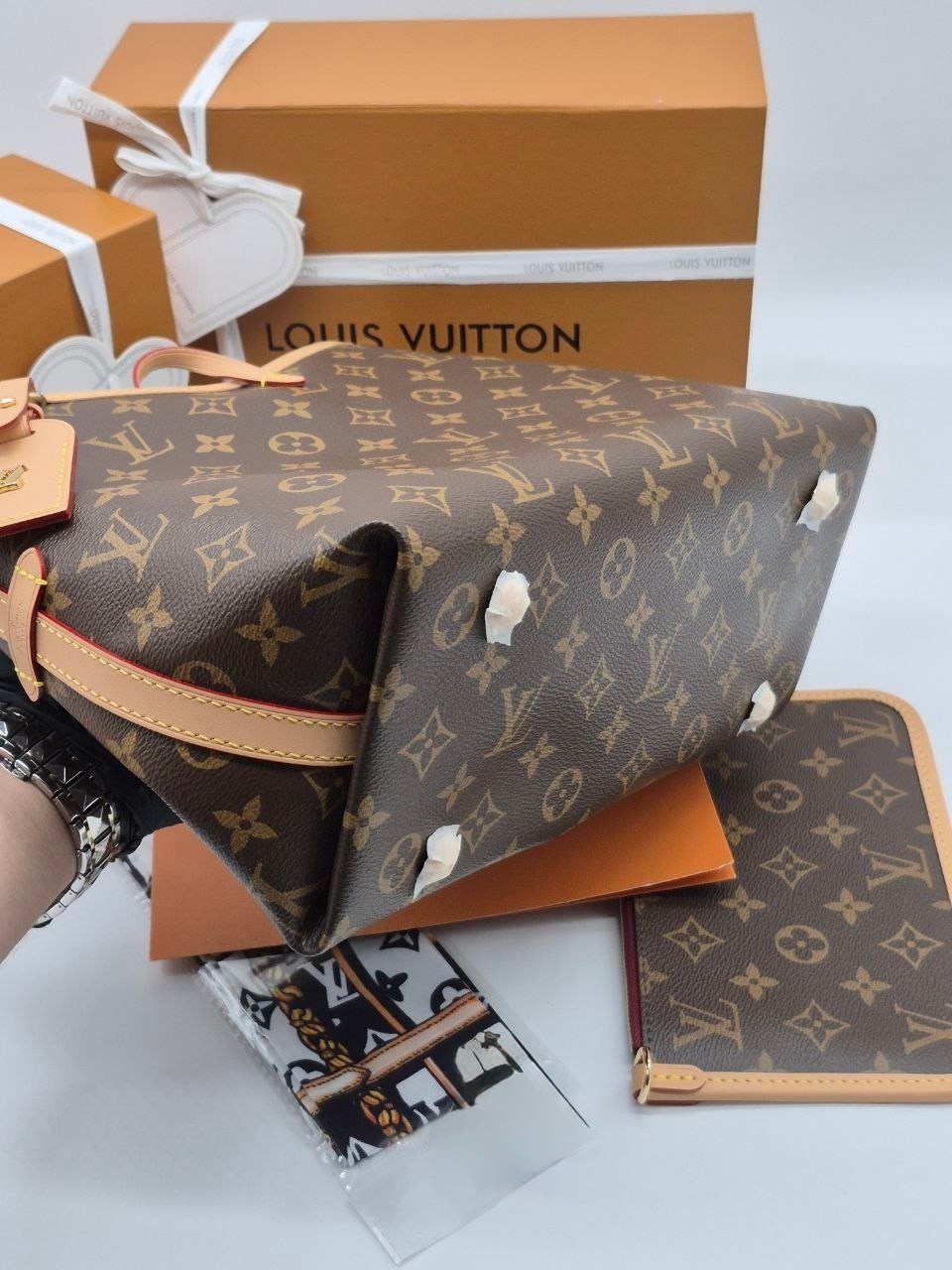 сумка на плечо louis vuitton,сумка louis vuitton,louis vuitton сумка женская,сумка луи виттон,модная сумка