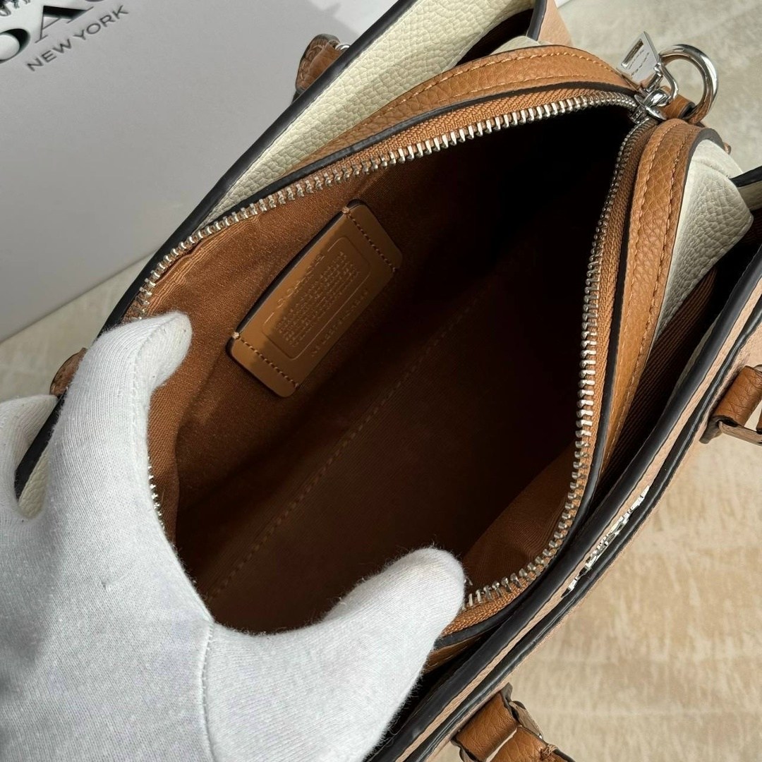 сумка женская coach,сумка coach,сумка coach из натуральной кожи,модная сумка,coach сумка на плечо