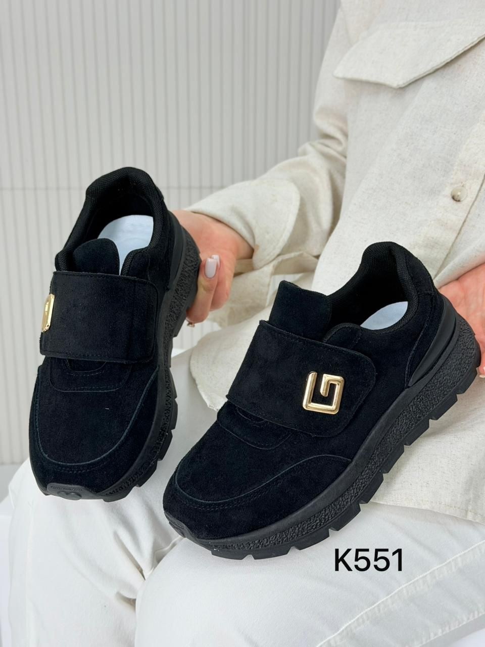 ,женская ,теплые кроссовки,женские кроссовки,модная женская