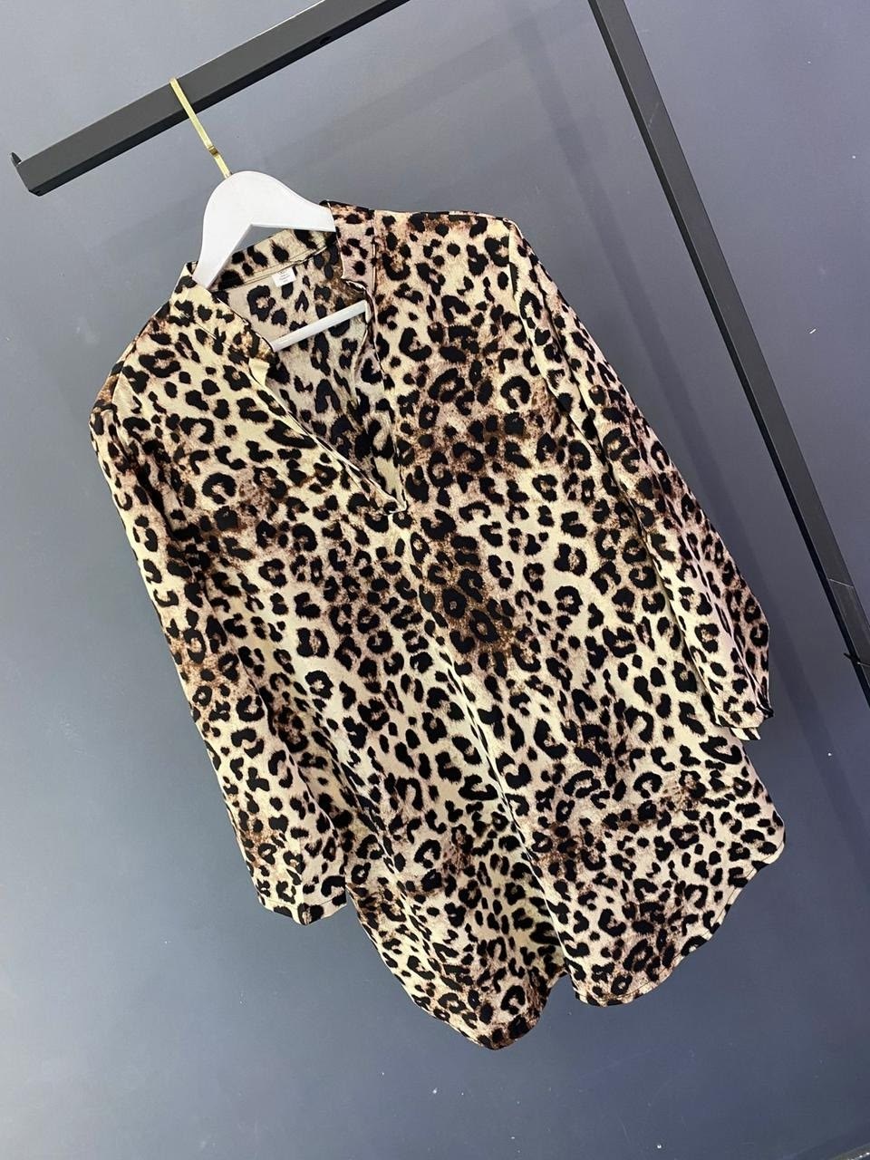 женская блузка с леопардовым принтом,леопардовая блузка,рубашка с леопардовым принтом,блузка с леопардовым принтом,леопардовая рубашка