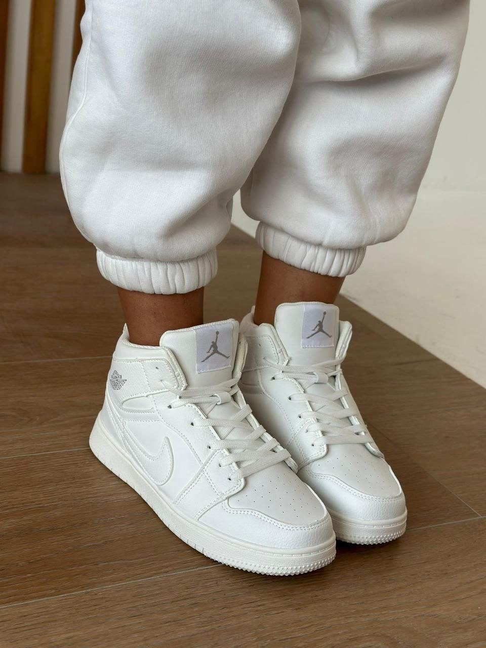 кроссовки найк женские белые кожаные высокие,кроссовки,кроссовки nike белые,кроссовки женские nike air force,кроссовки женскиe