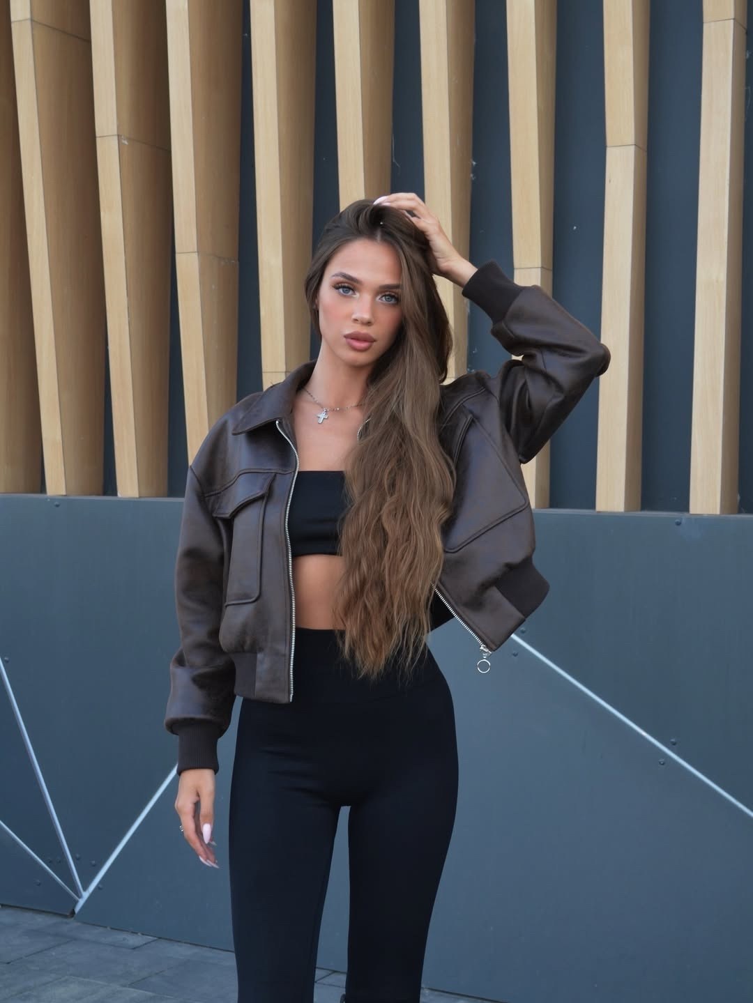 женская кожаная куртка,женская куртка из экокожи,кожаная куртка,куртка из экокожи,кожаная куртка бомбер женская