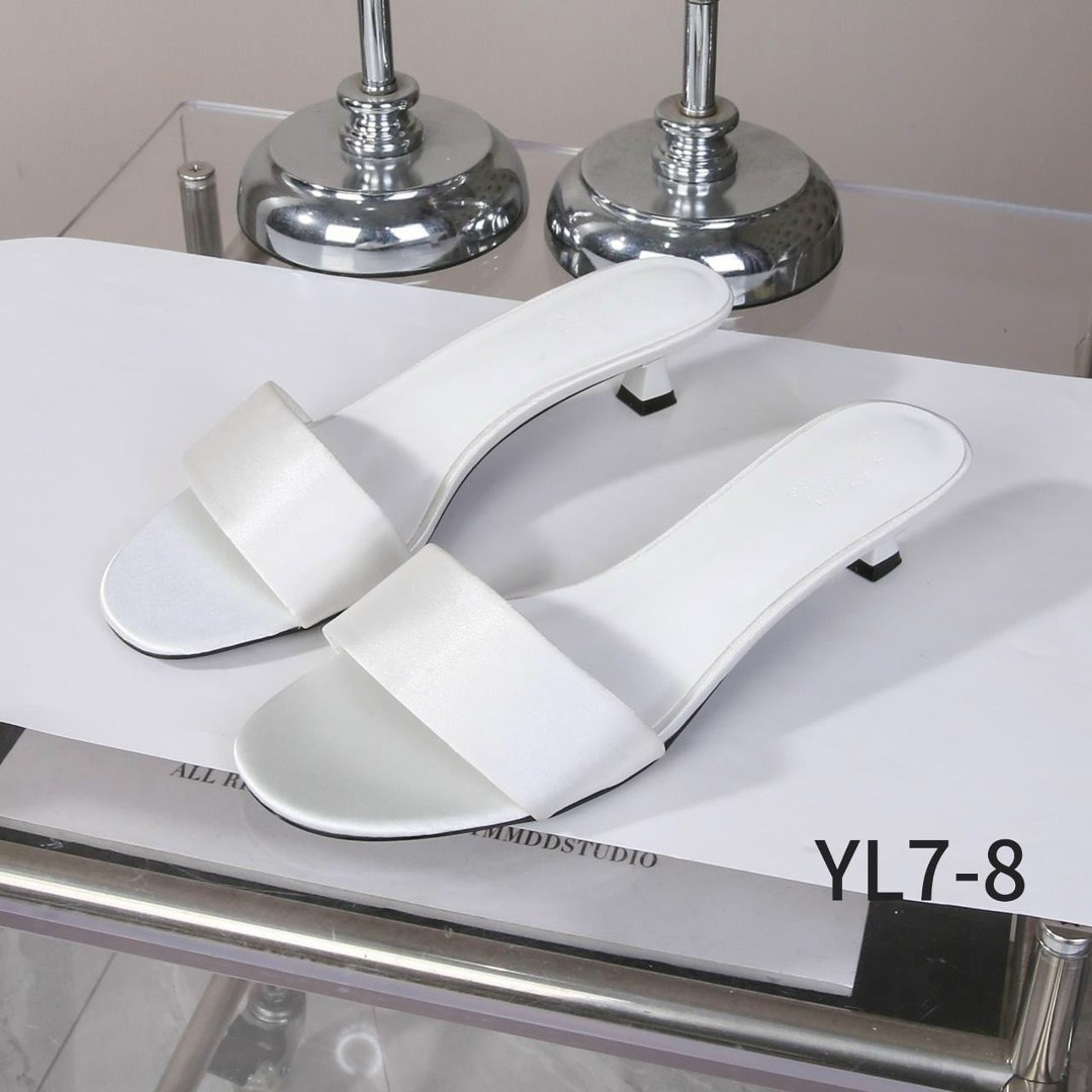 ,шлепанцы женские,женские босоножки,белые босоножки zara,белые босоножки