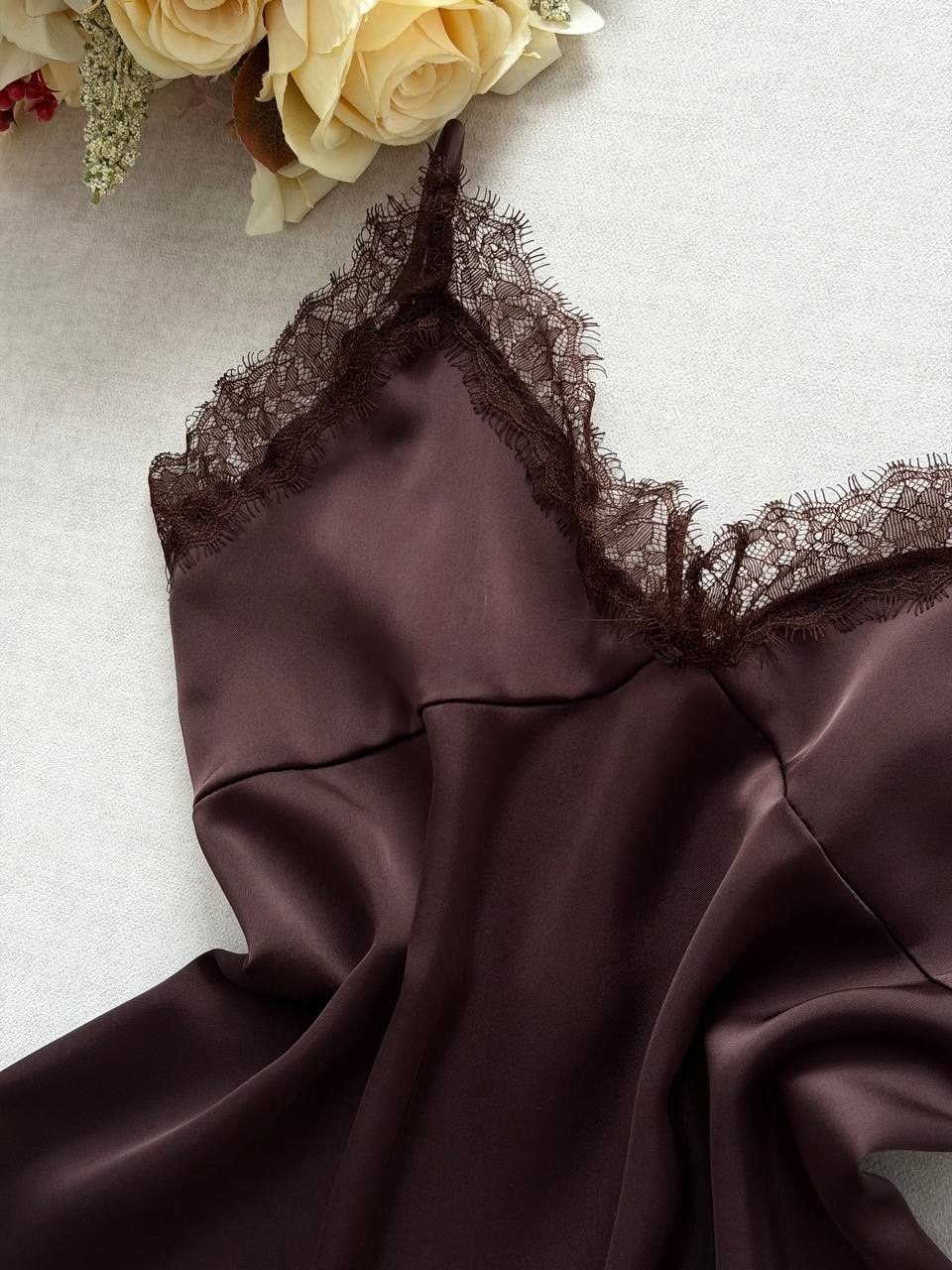 шелковый топ,топ в бельевом стиле,модные топы,топ с кружевом,бельевой топ