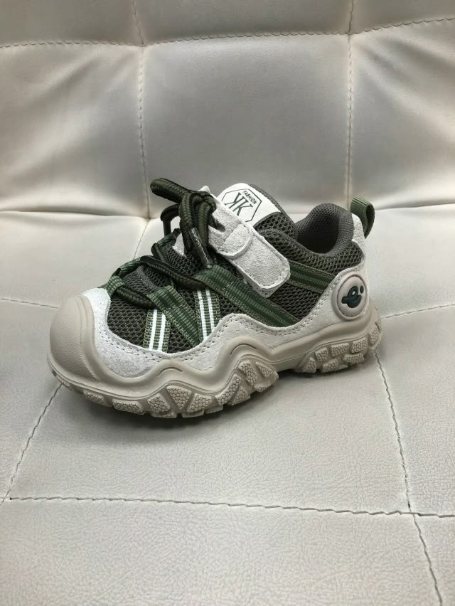 ,детские кроссовки,спортивная ,кроссовки для детей,брендовая