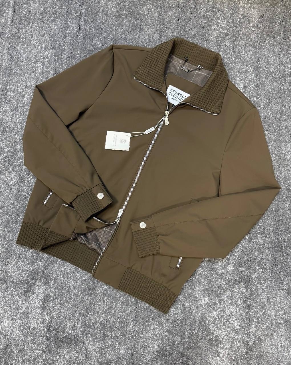 ветровка brunello cucinelli,куртка бомбер,мужская куртка бомбер,брендовые куртки,стильная куртка